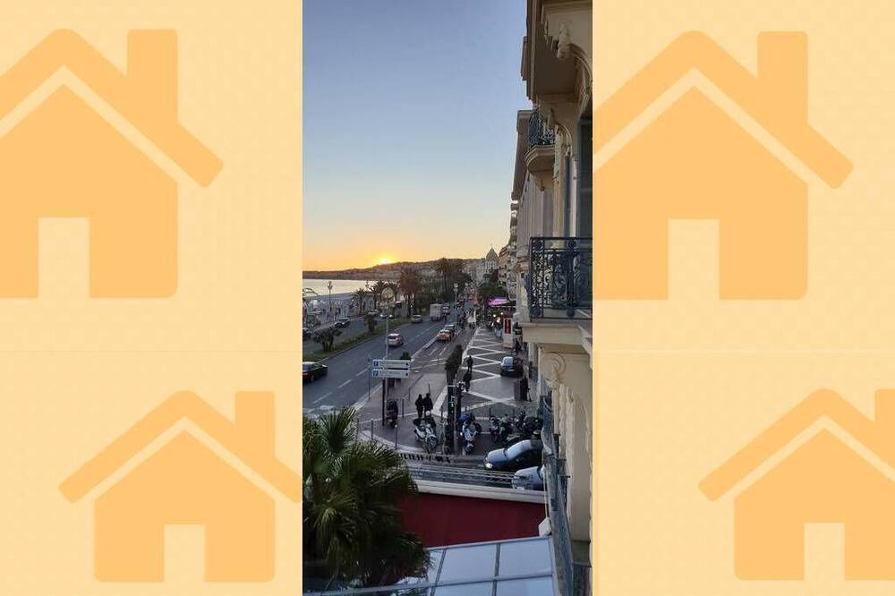 Photo of Others in Carre d'Or