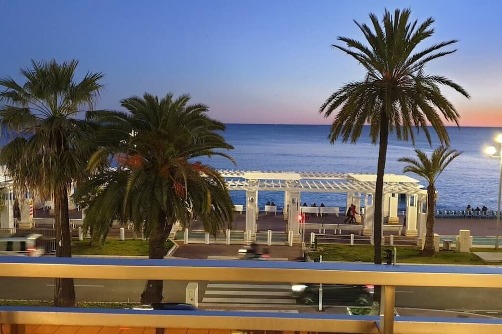 Photo of Outdoor in Carre d'Or