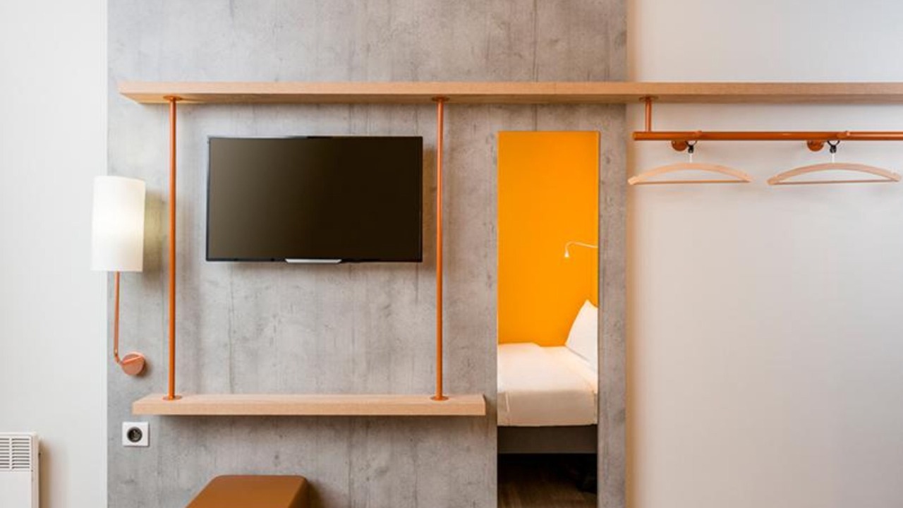 Photo of Bedroom in Hopitaux-Facultes