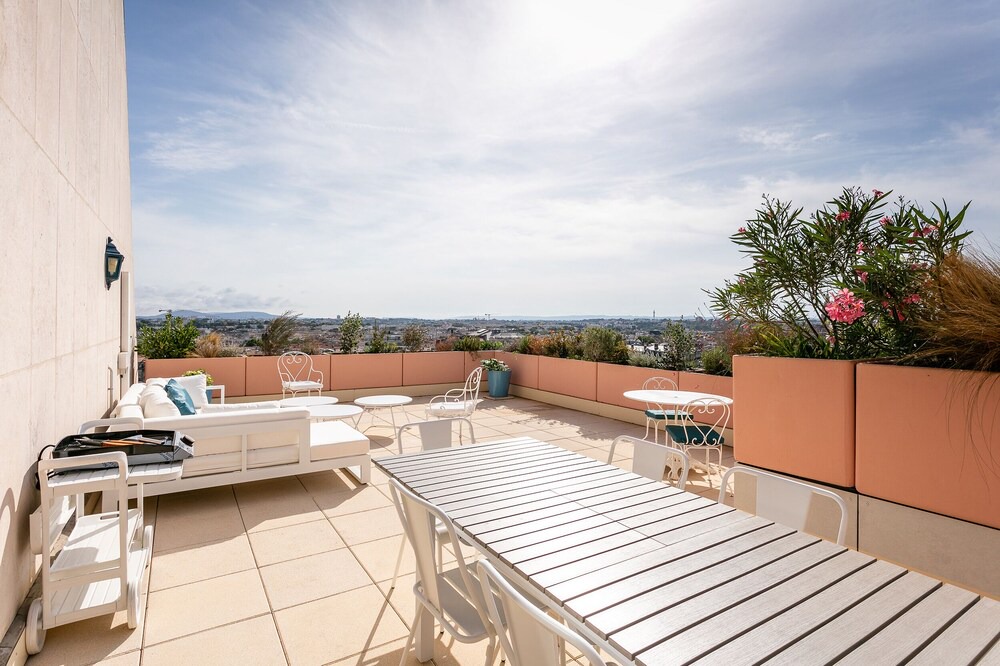 Photo of Patio Balcony in Comedie