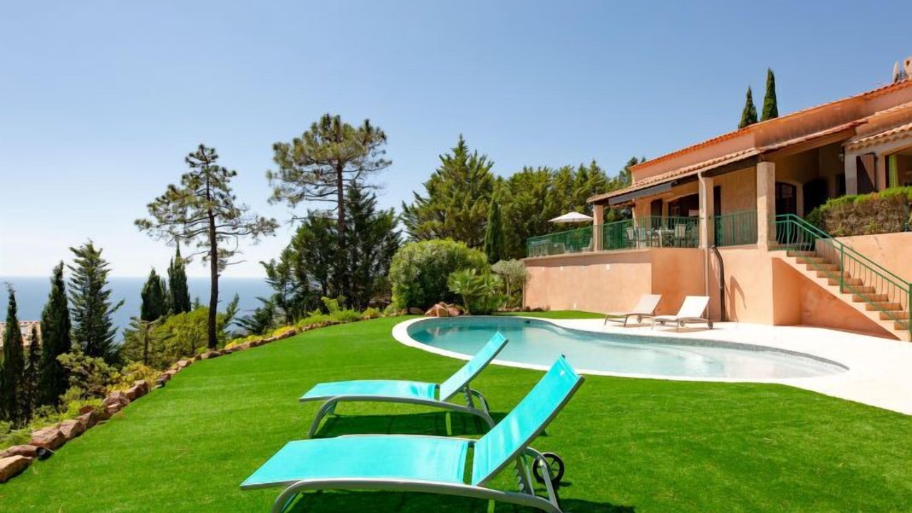 Photo of Outdoor in Espero-Pax