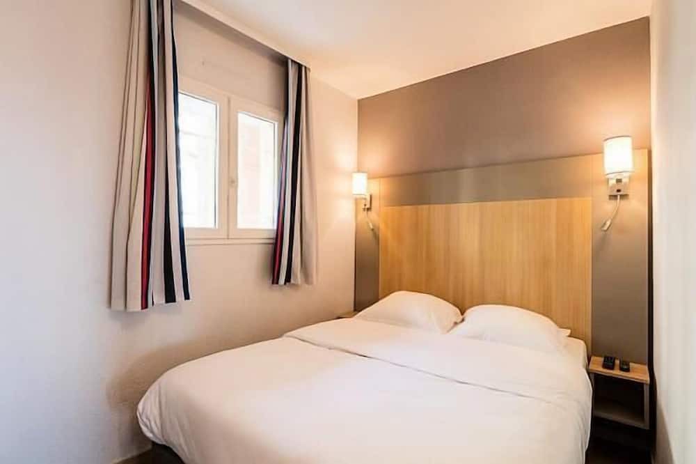 Photo of Bedroom in Villefranche-sur-Mer