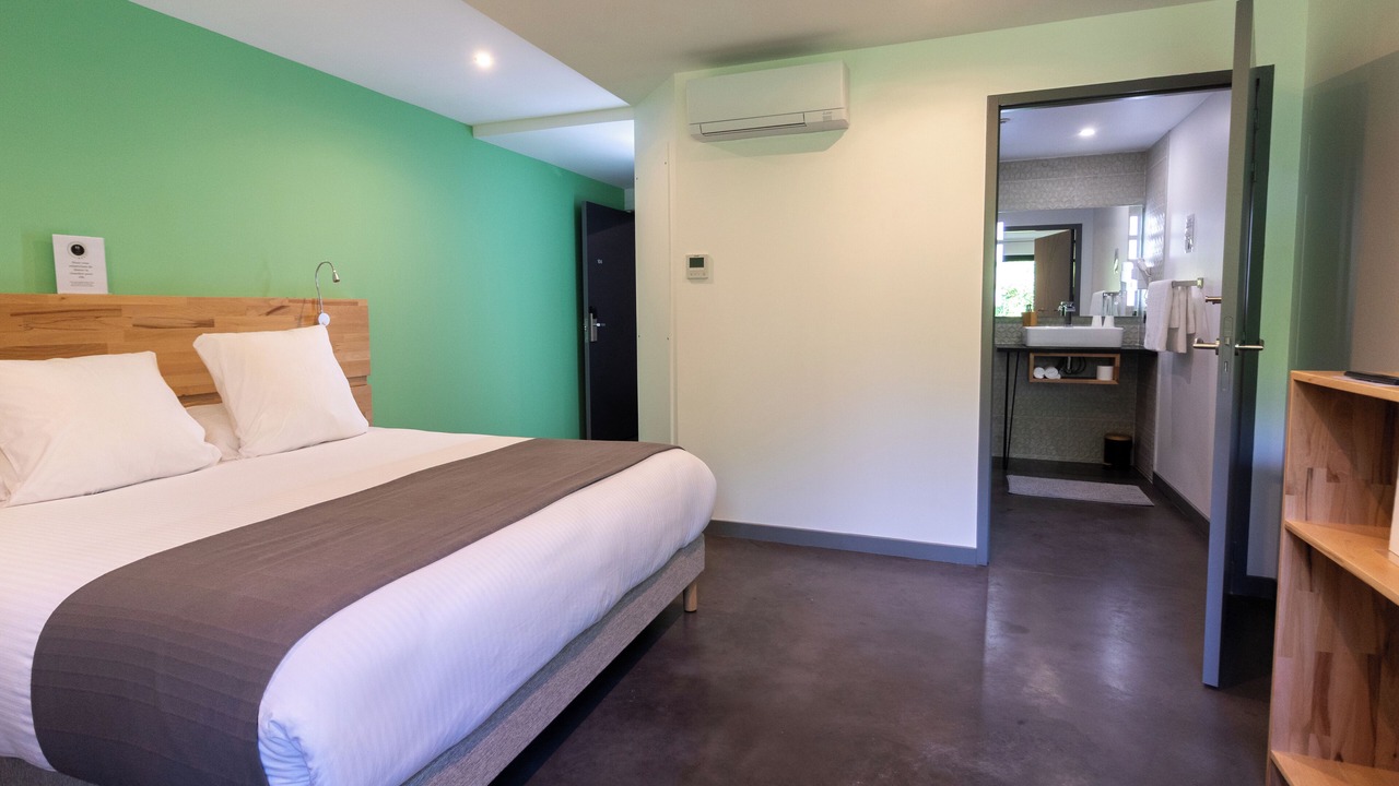 Photo of Bedroom in Chatte