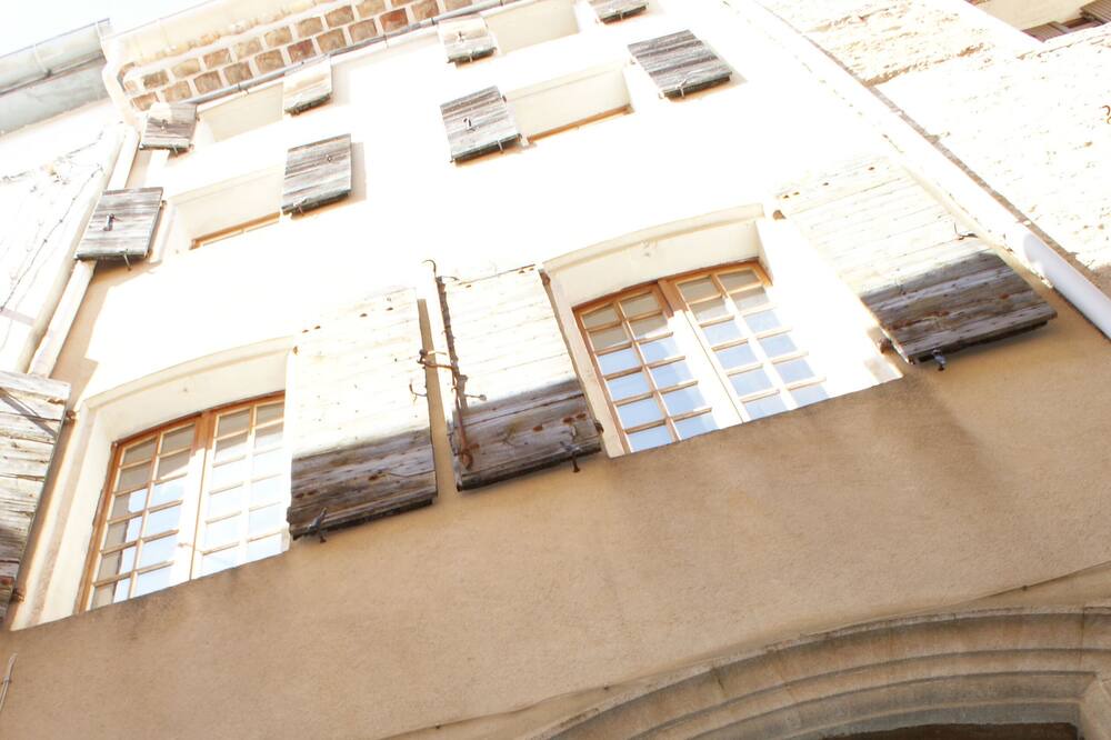 Photo of Outdoor in Caromb