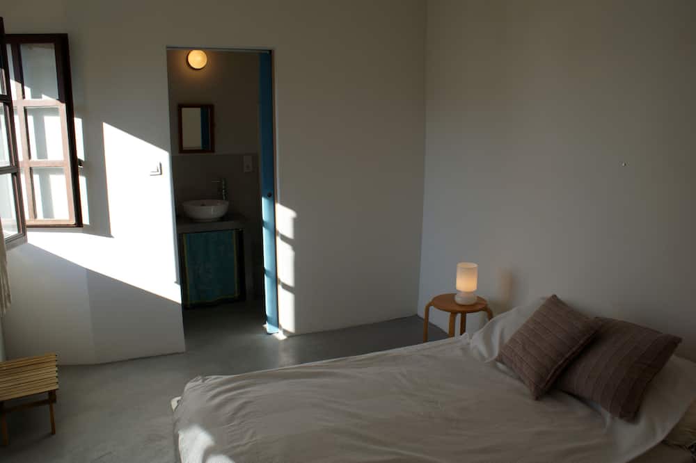 Photo of Bedroom in Caromb