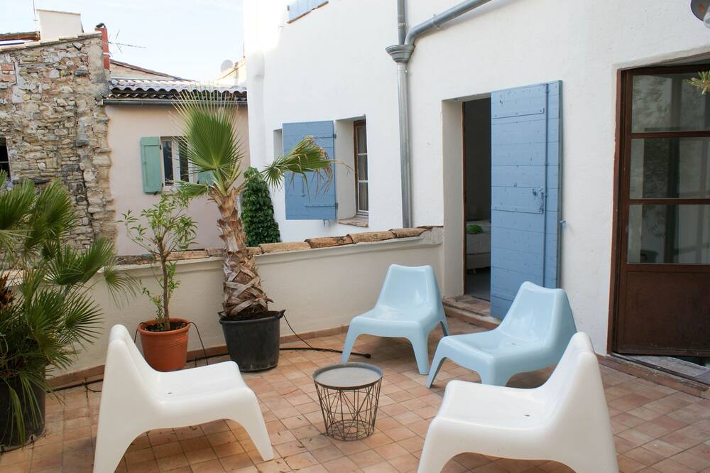 Photo of Patio Balcony in Caromb