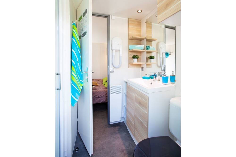 Photo of Bathroom in Brujas
