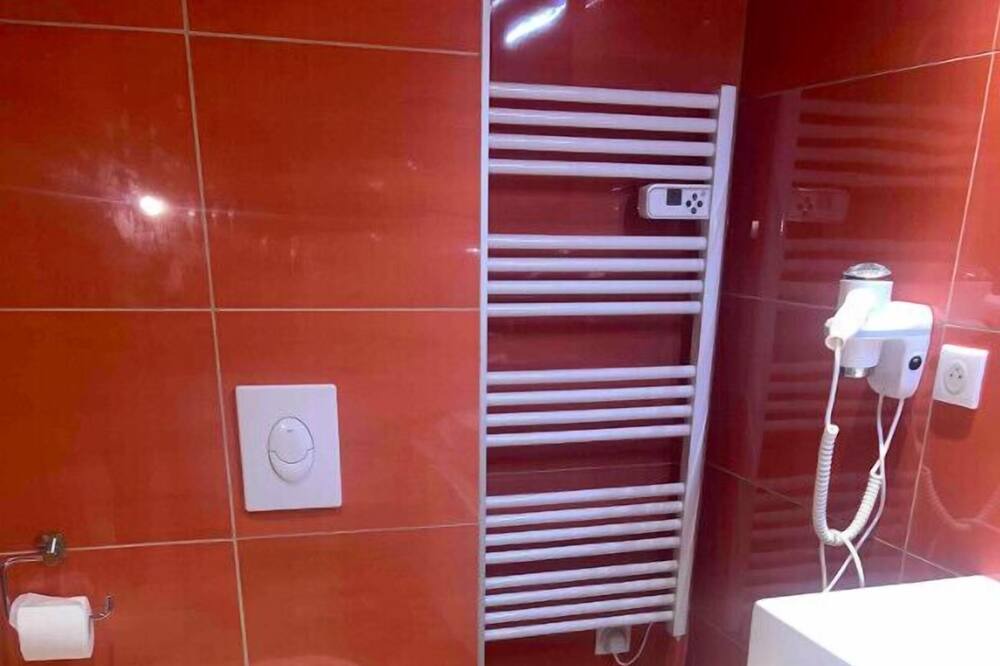 Photo of Bathroom in Opera