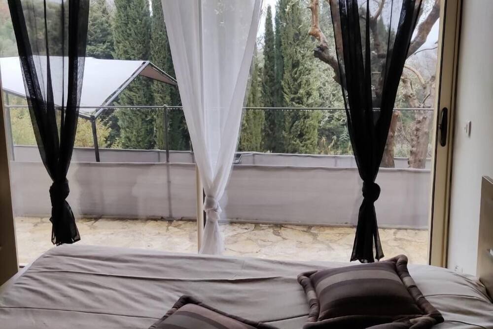 Photo of Bedroom in Speracedes
