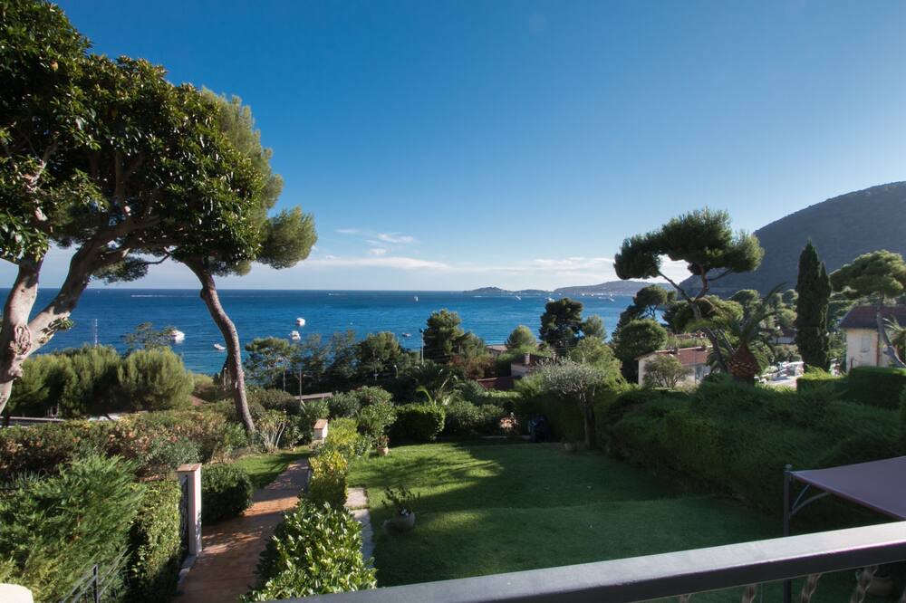 Photo of Others in Eze