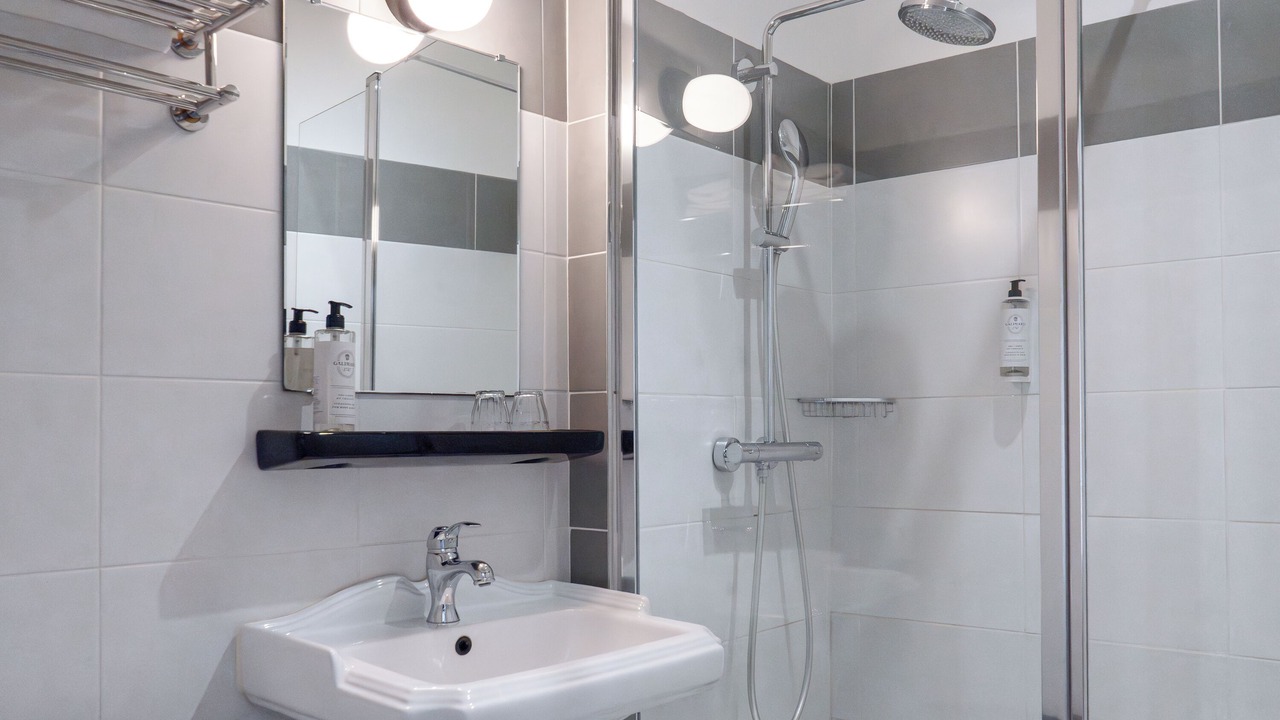 Photo of Bathroom in Nice City Centre