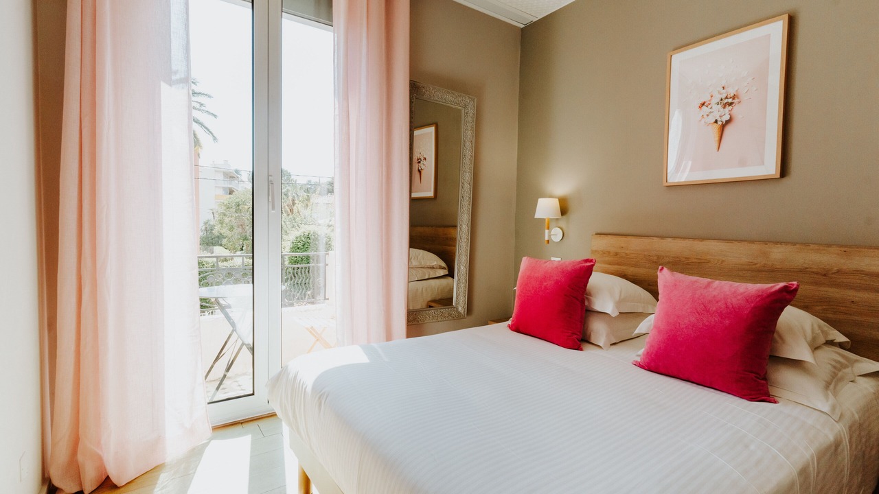 Photo of Bedroom in Cap-d'Antibes