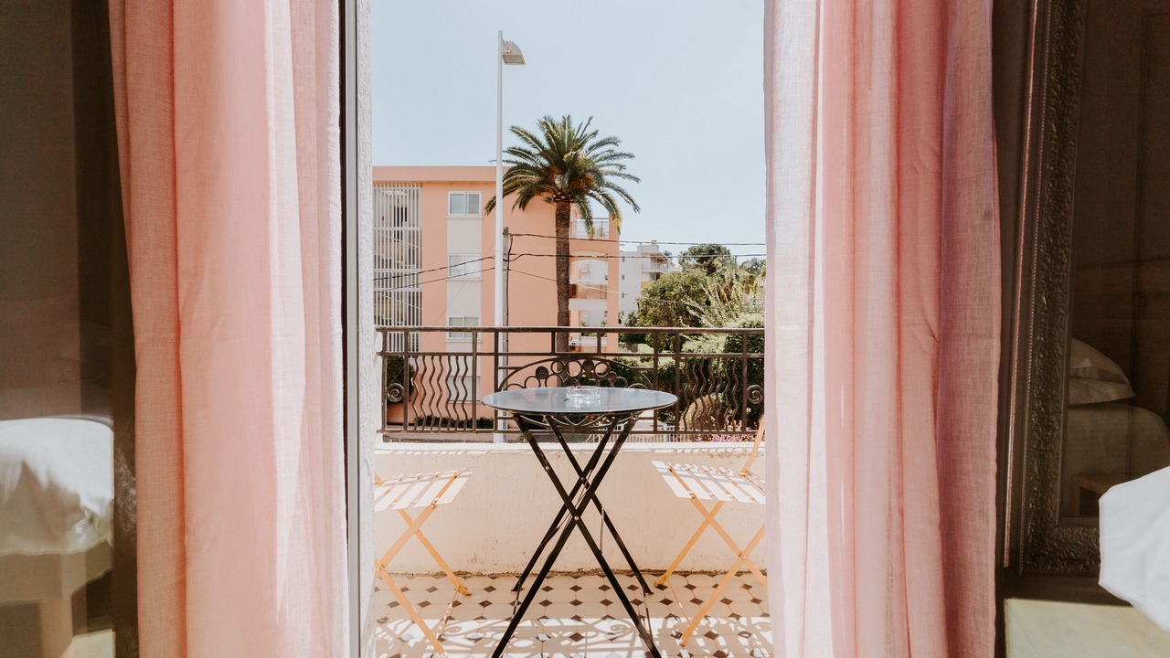 Photo of Bedroom in Cap-d'Antibes