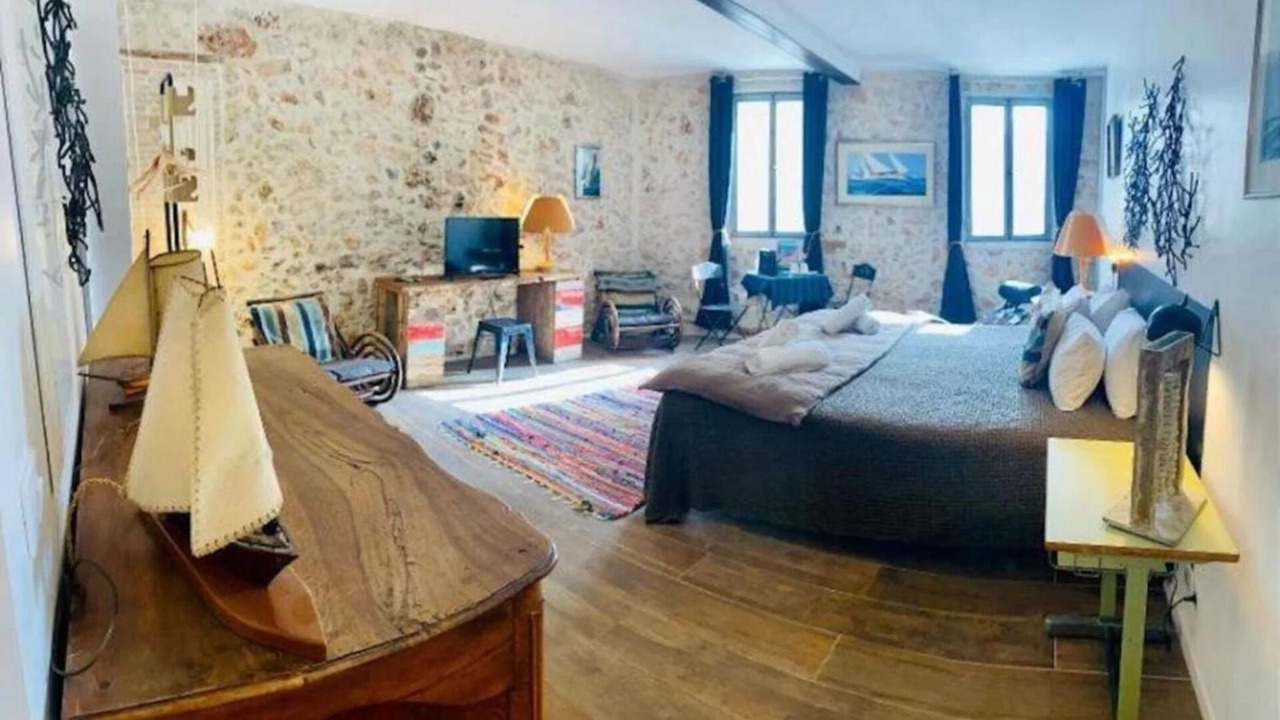 Photo of Bedroom in Sanary-sur-Mer