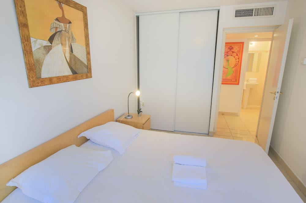 Photo of Bedroom in Jean-Medecin