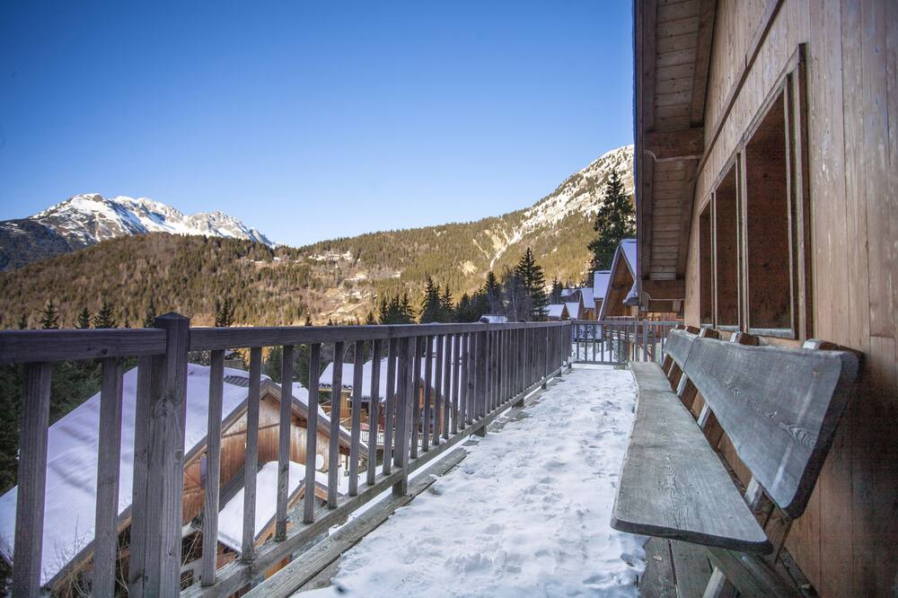Photo of Patio Balcony in Oz-en-Oisans