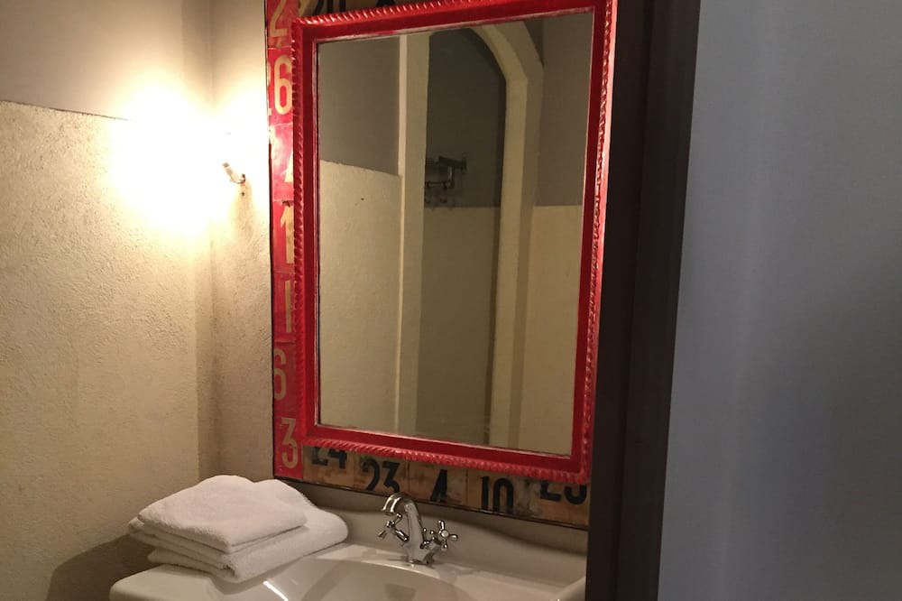 Photo of Bathroom in Grimaud
