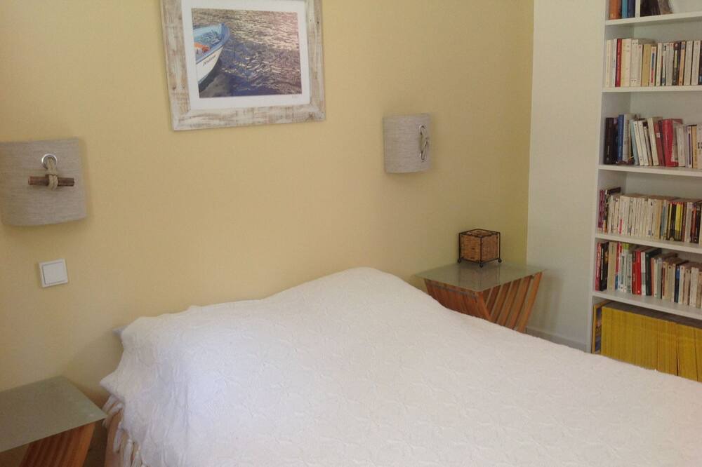 Photo of Bedroom in Biot