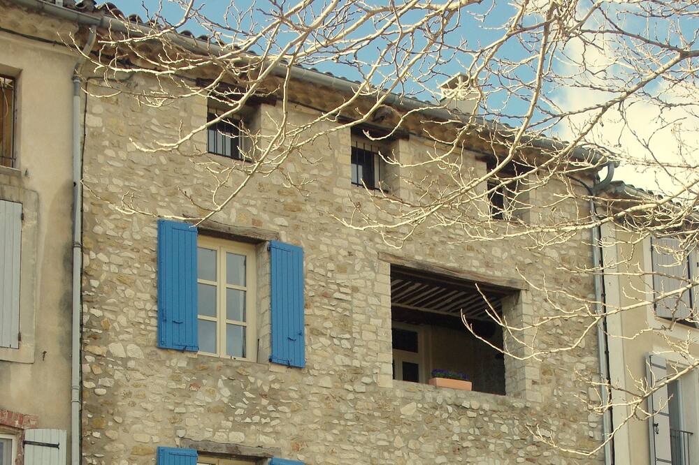 Photo of Others in Sablet