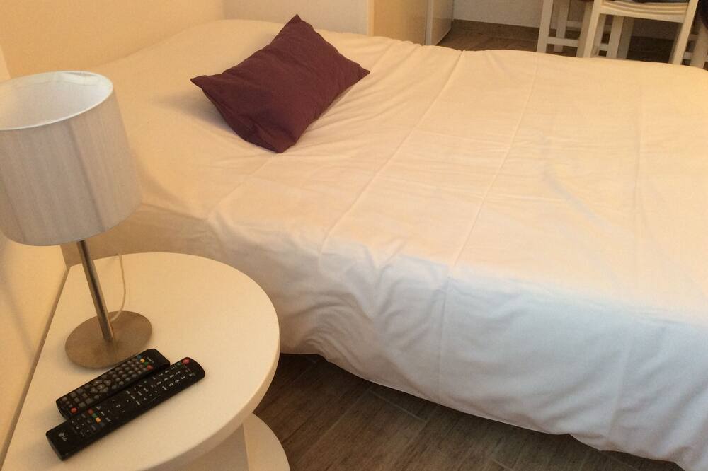Photo of Bedroom in Cannes Old Town