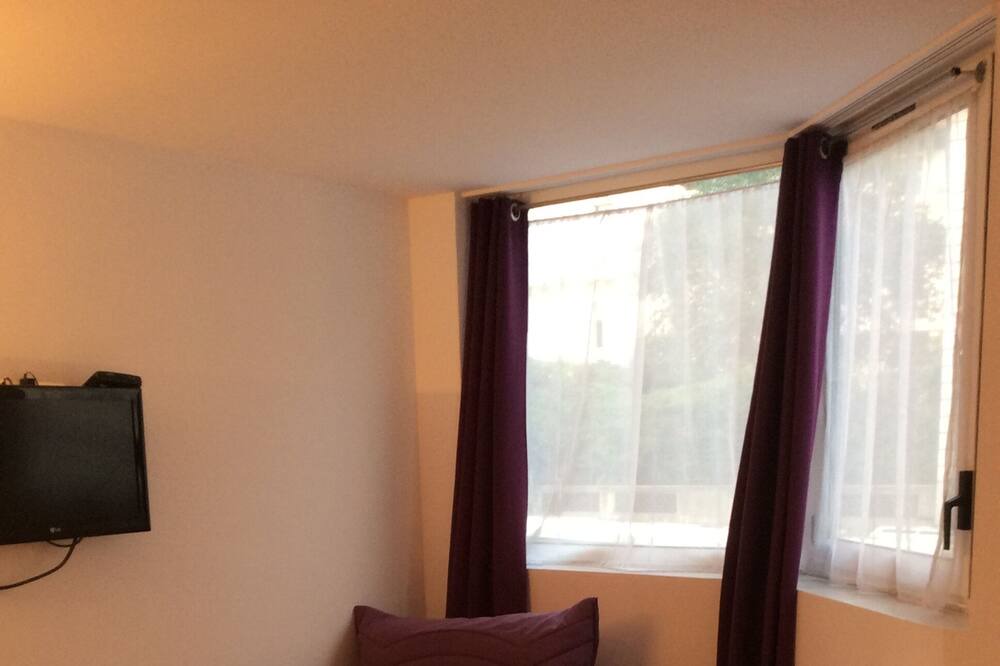Photo of Bedroom in Cannes Old Town