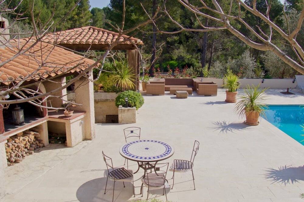 Photo of Outdoor in Aubagne