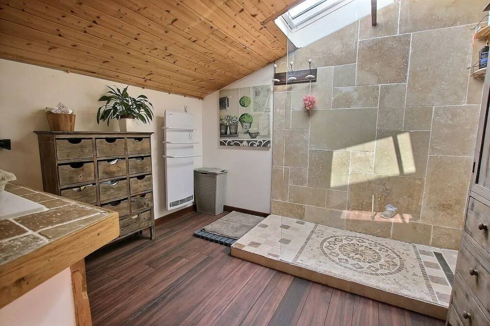 Photo of Bedroom in Lancon-Provence