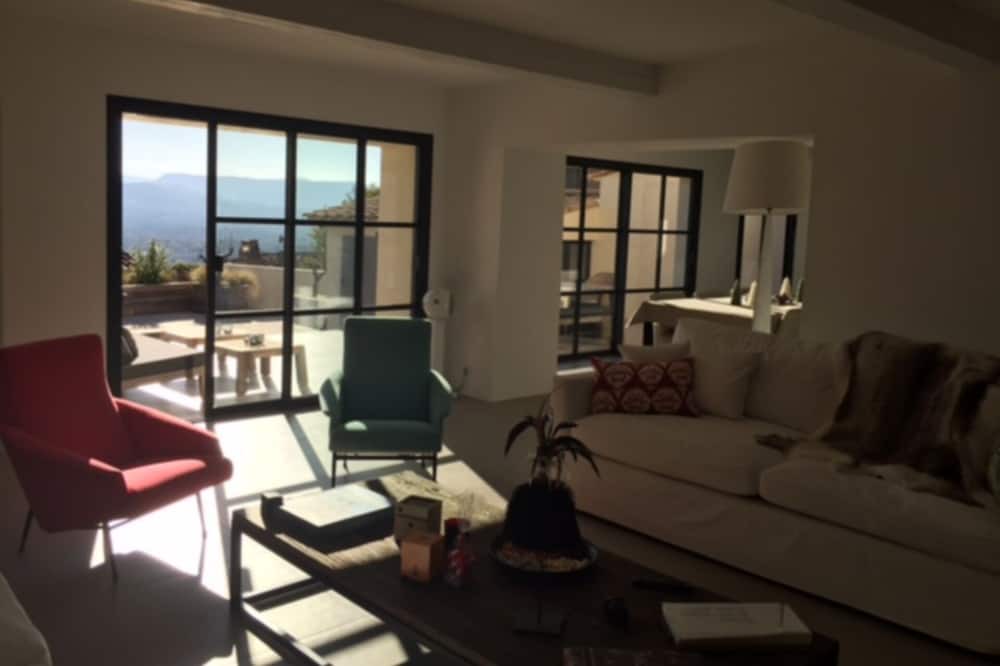 Photo of Livingroom in Grimaud