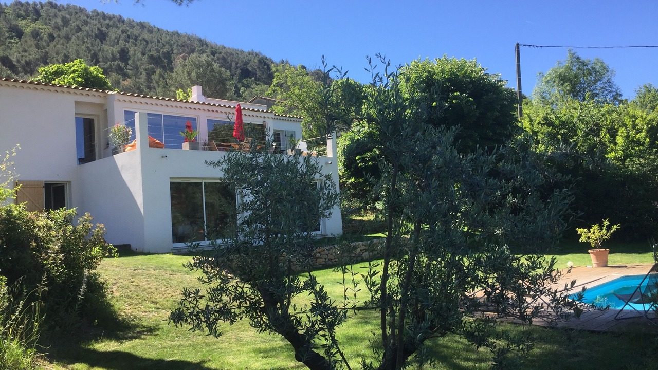 Photo of Outdoor in Auriol