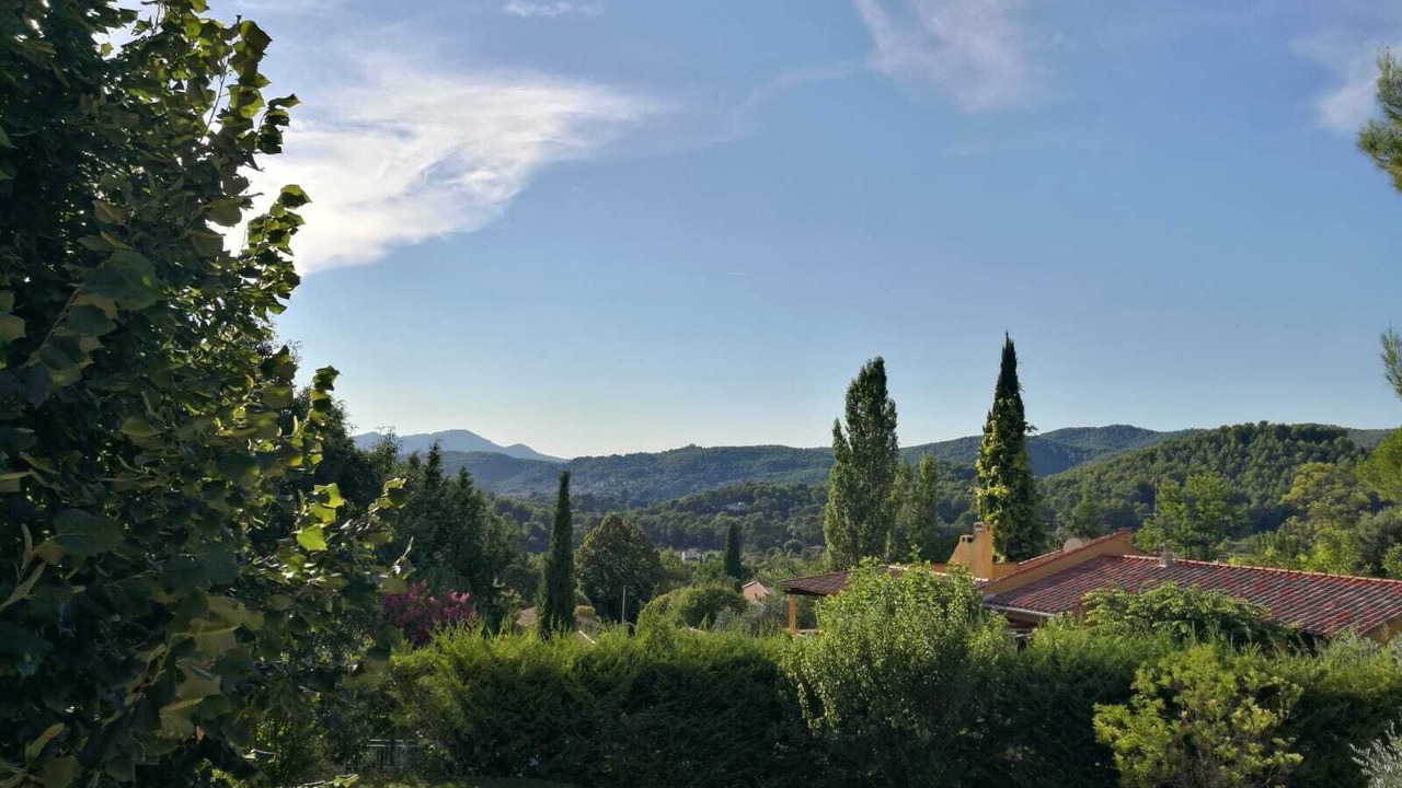 Photo of Outdoor in Auriol