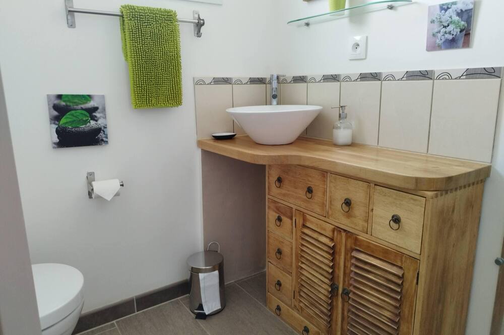 Photo of Bathroom in Orgnac-l'Aven