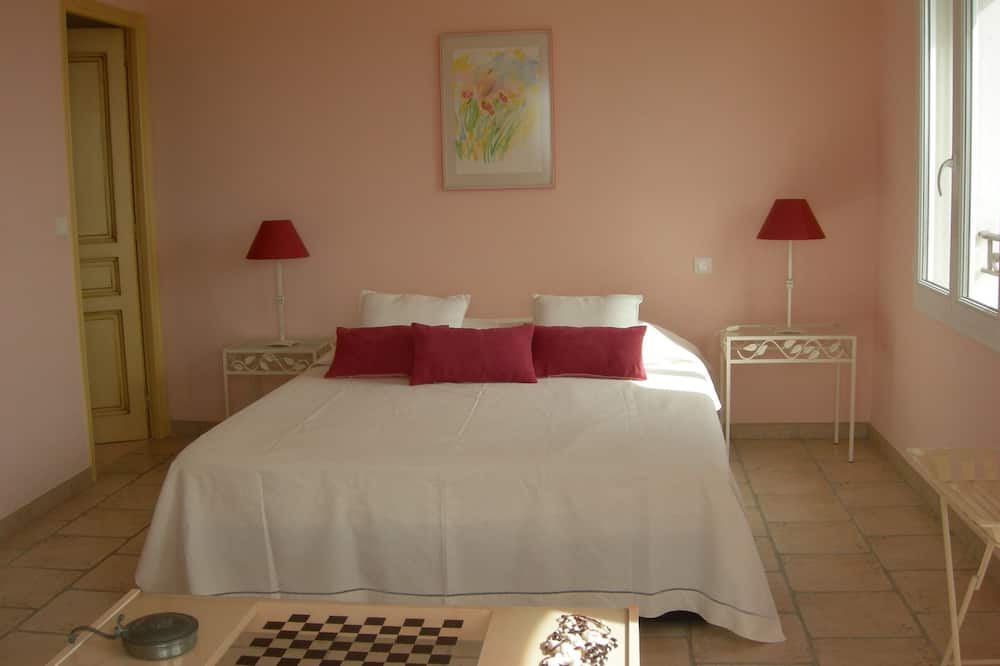 Photo of Bedroom in Speracedes