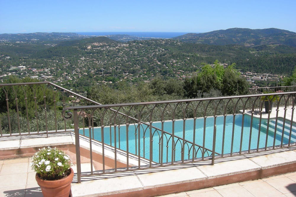 Photo of Patio Balcony in Speracedes