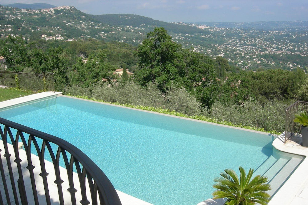 Photo of Outdoor in Speracedes