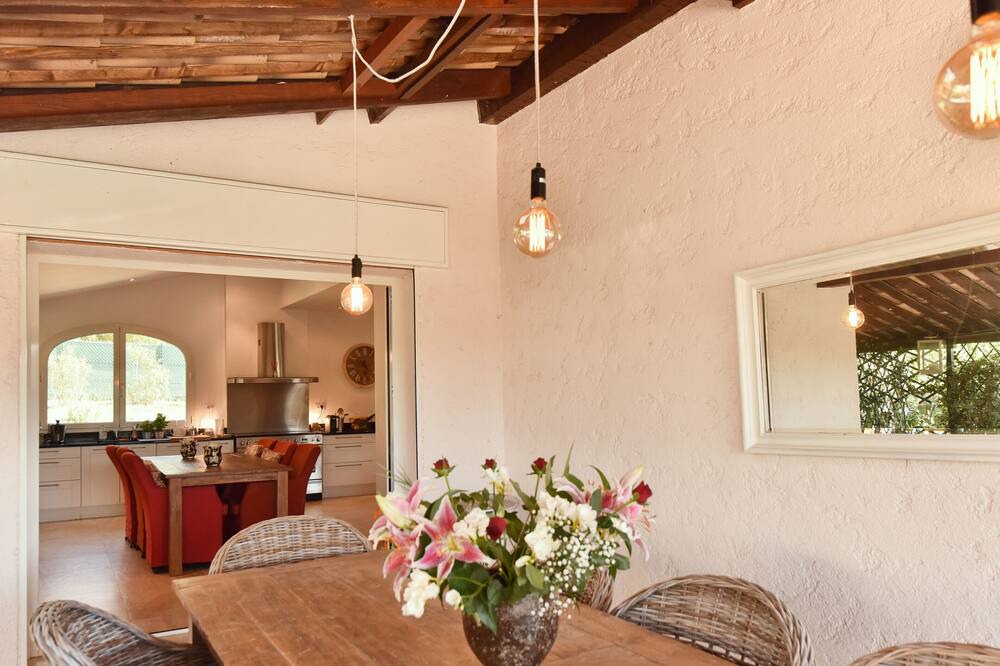 Photo of Kitchen in Biot