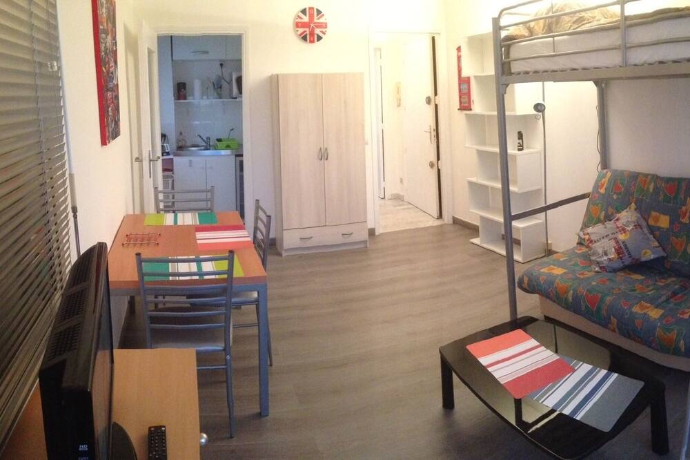 Photo of Bedroom in Liberation