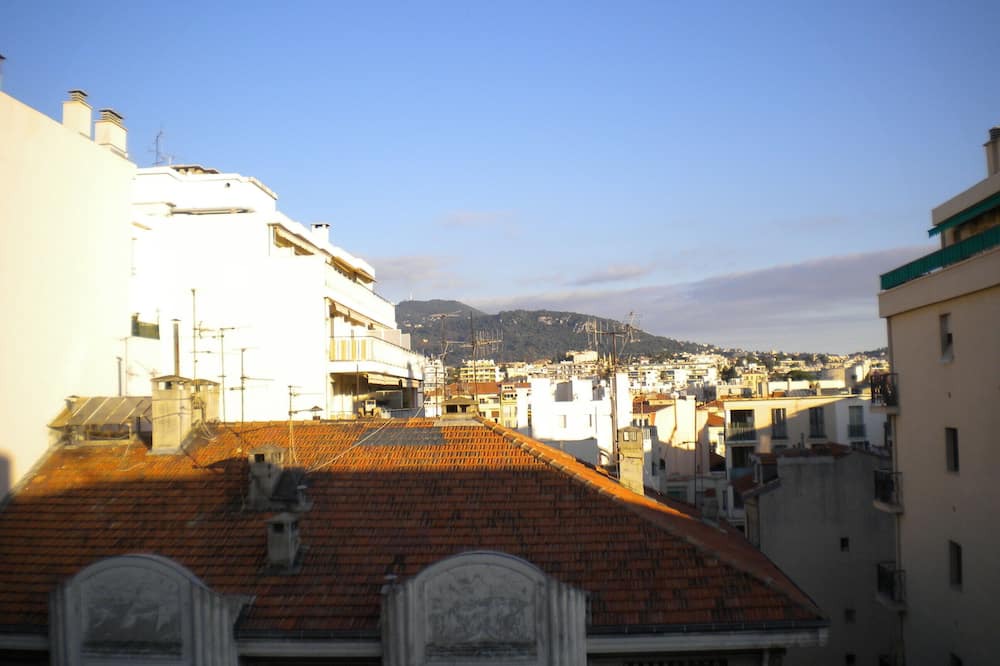 Photo of Patio Balcony in Liberation