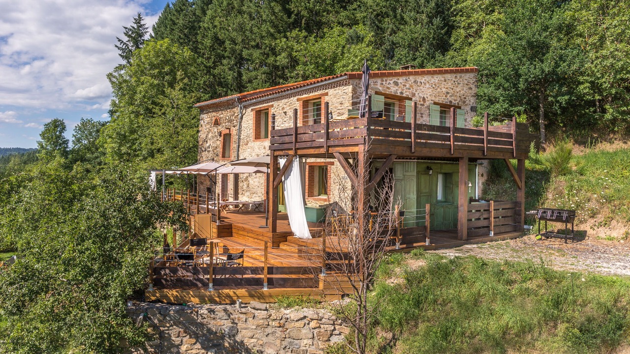 Photo of Outdoor in Saint-Prejet-Armandon
