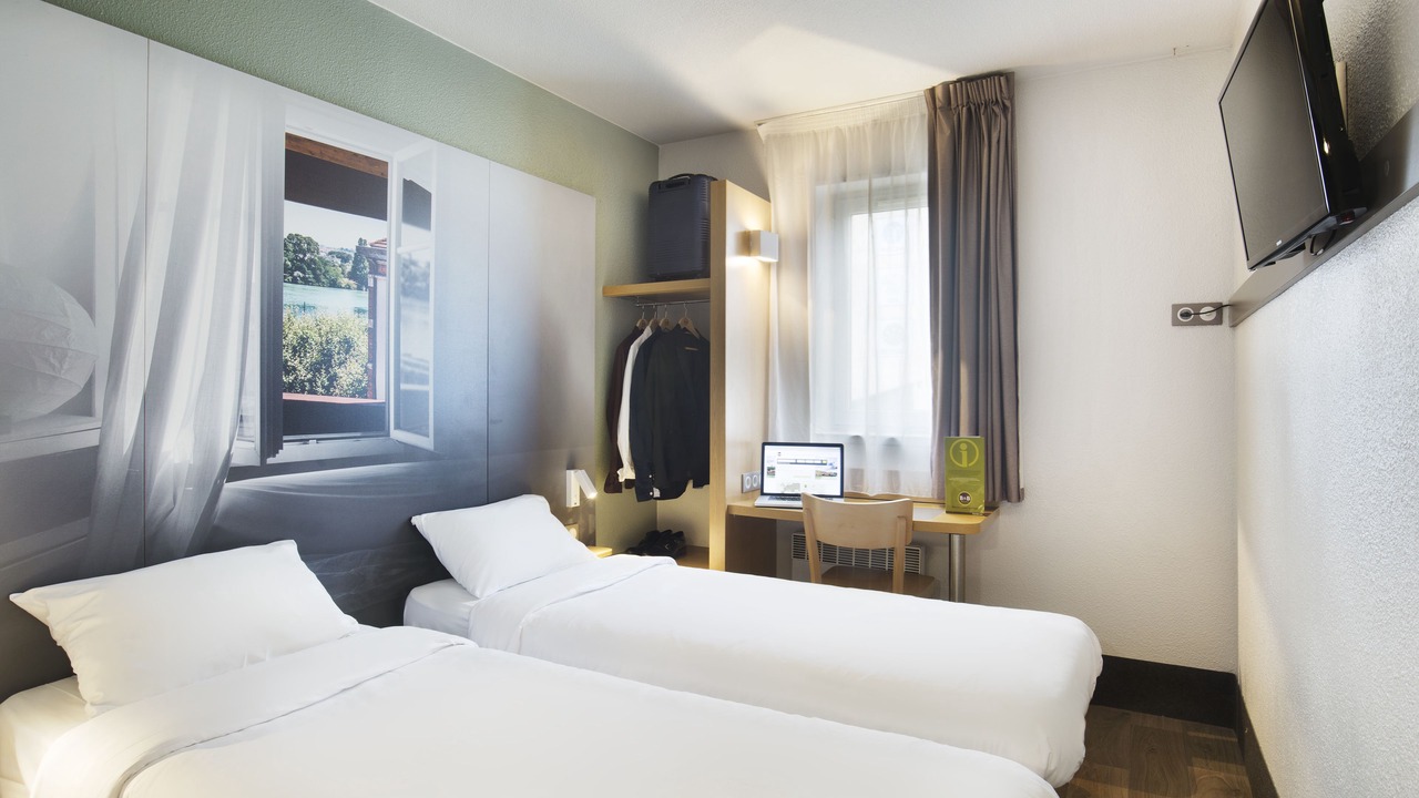 Photo of Bedroom in Saint-Bonnet-de-Mure