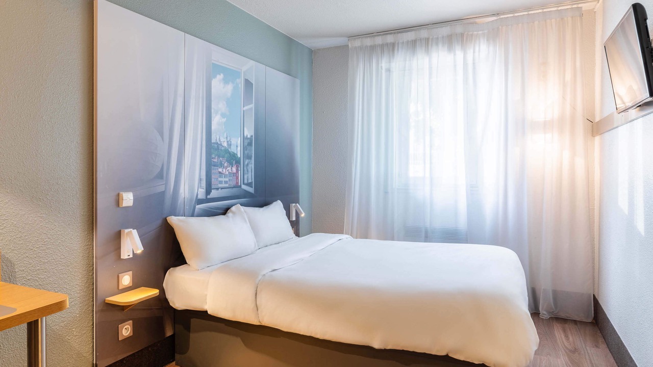 Photo of Bedroom in Saint-Bonnet-de-Mure