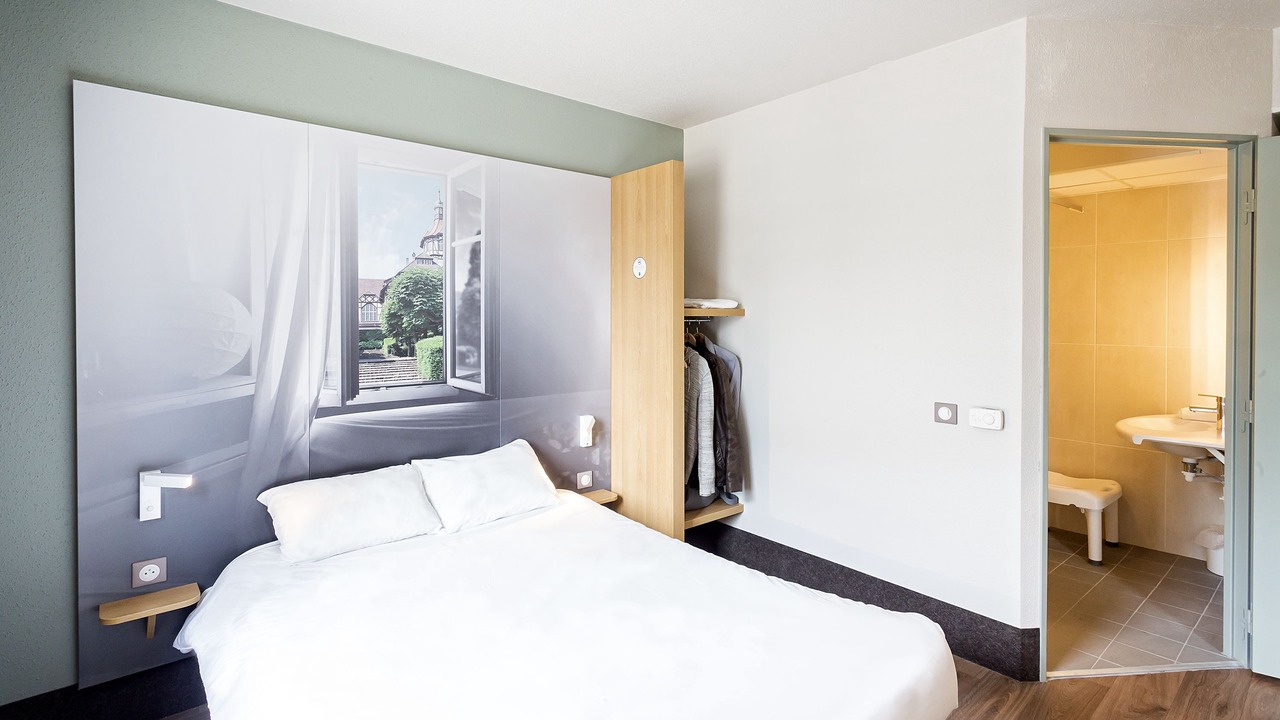 Photo of Bedroom in Saint-Bonnet-de-Mure