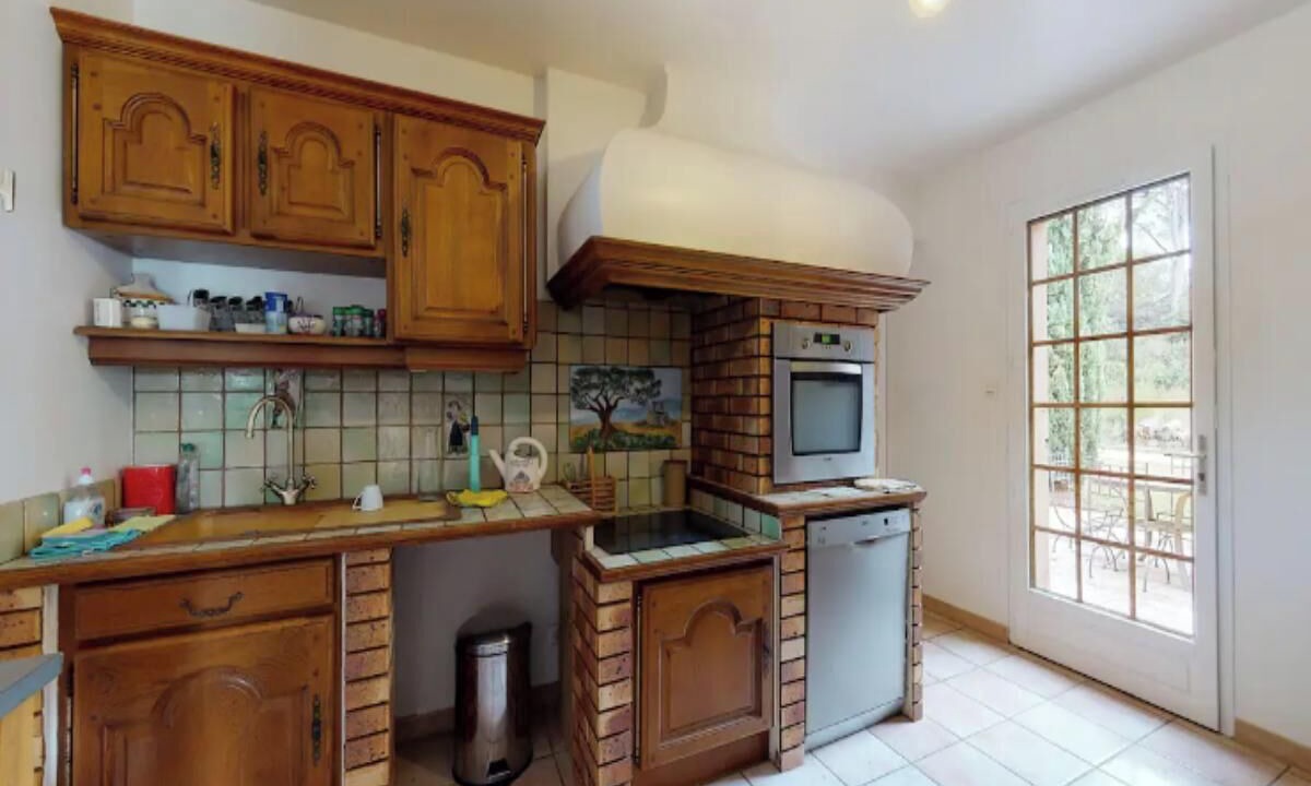 Photo of Kitchen in La Cadiere-d'Azur