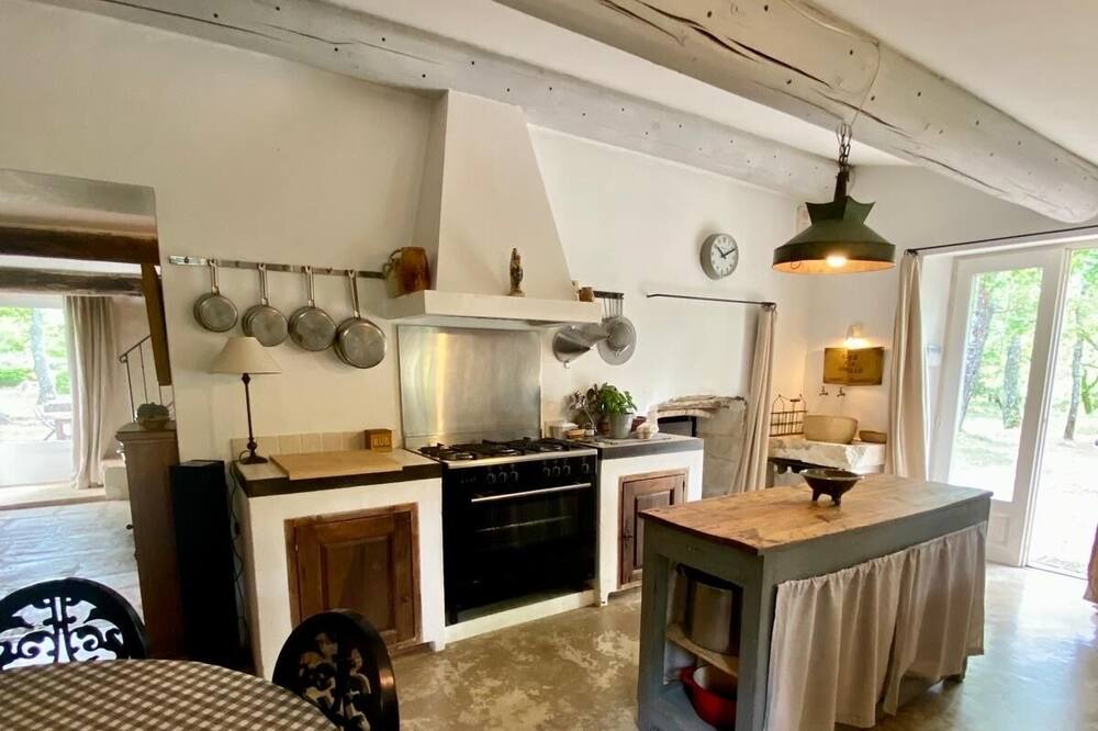 Photo of Kitchen in Lacoste