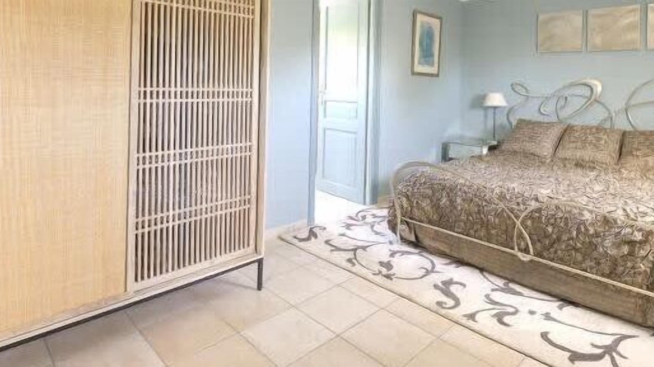 Photo of Others in Mouries