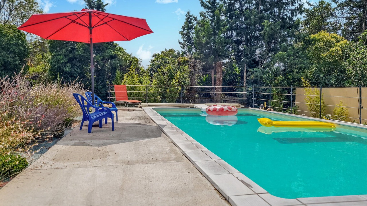 Photo of Outdoor in Velleron