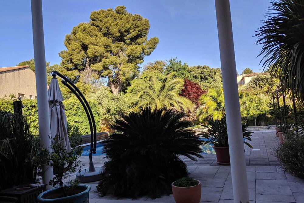 Photo of Outdoor in Rognac