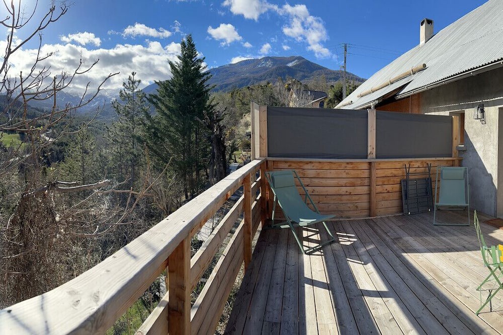 Photo of Outdoor in Baratier