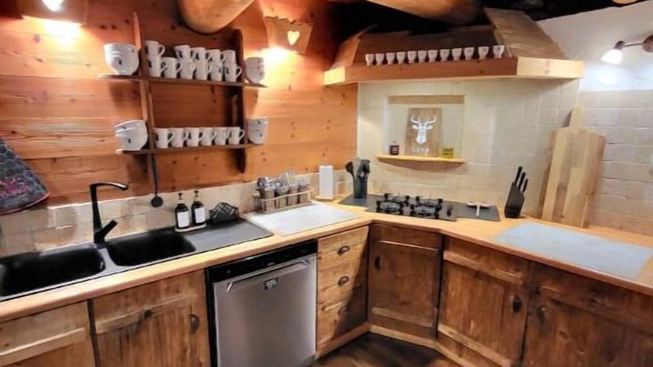 Photo of Kitchen in Le Bourg-d'Oisans