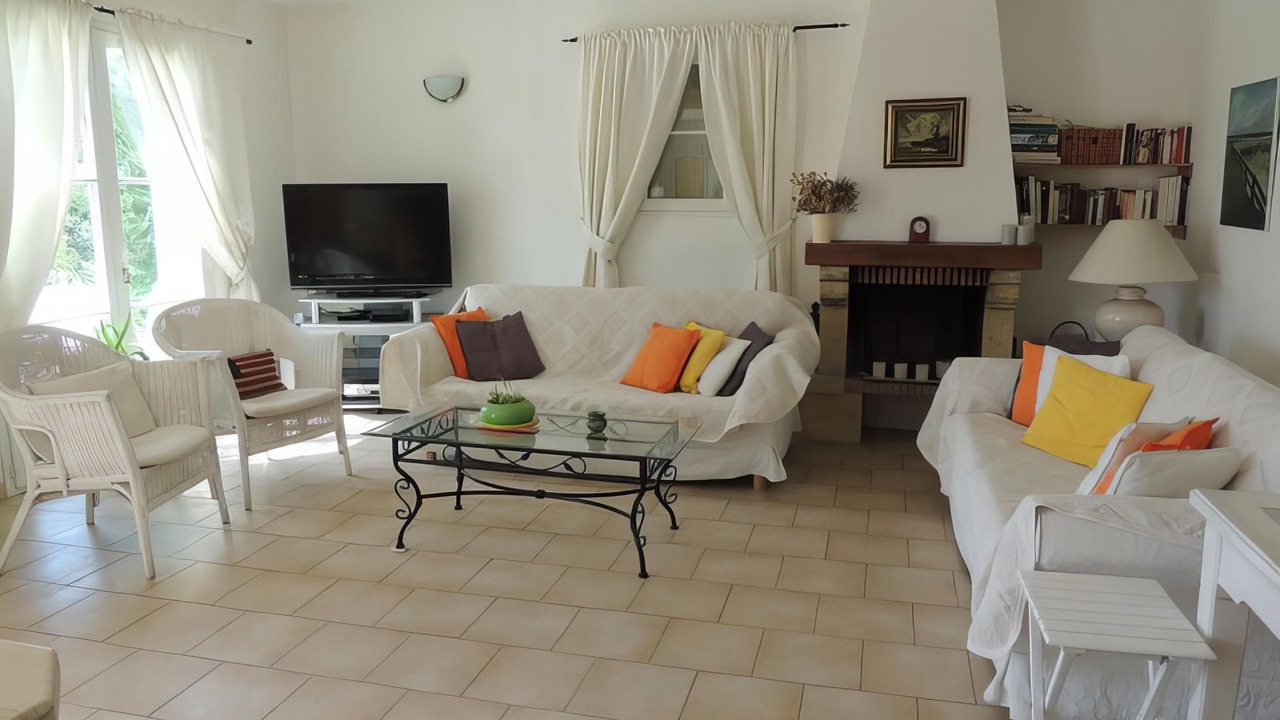 Photo of Livingroom in Saint-Maurice-sur-Eygues