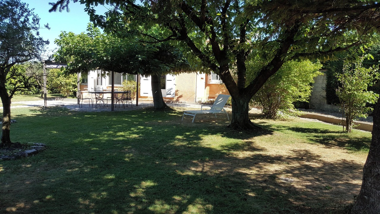 Photo of Outdoor in Velleron